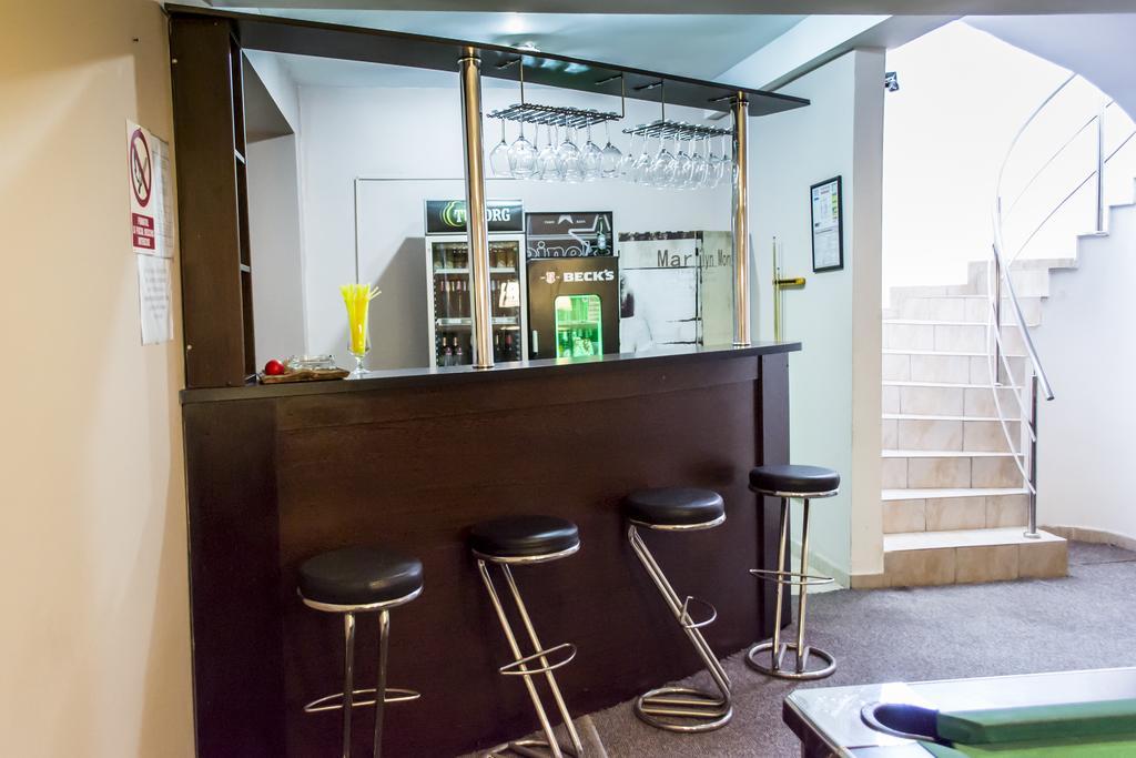 טולצ'אה Hotel Corsar מראה חיצוני תמונה